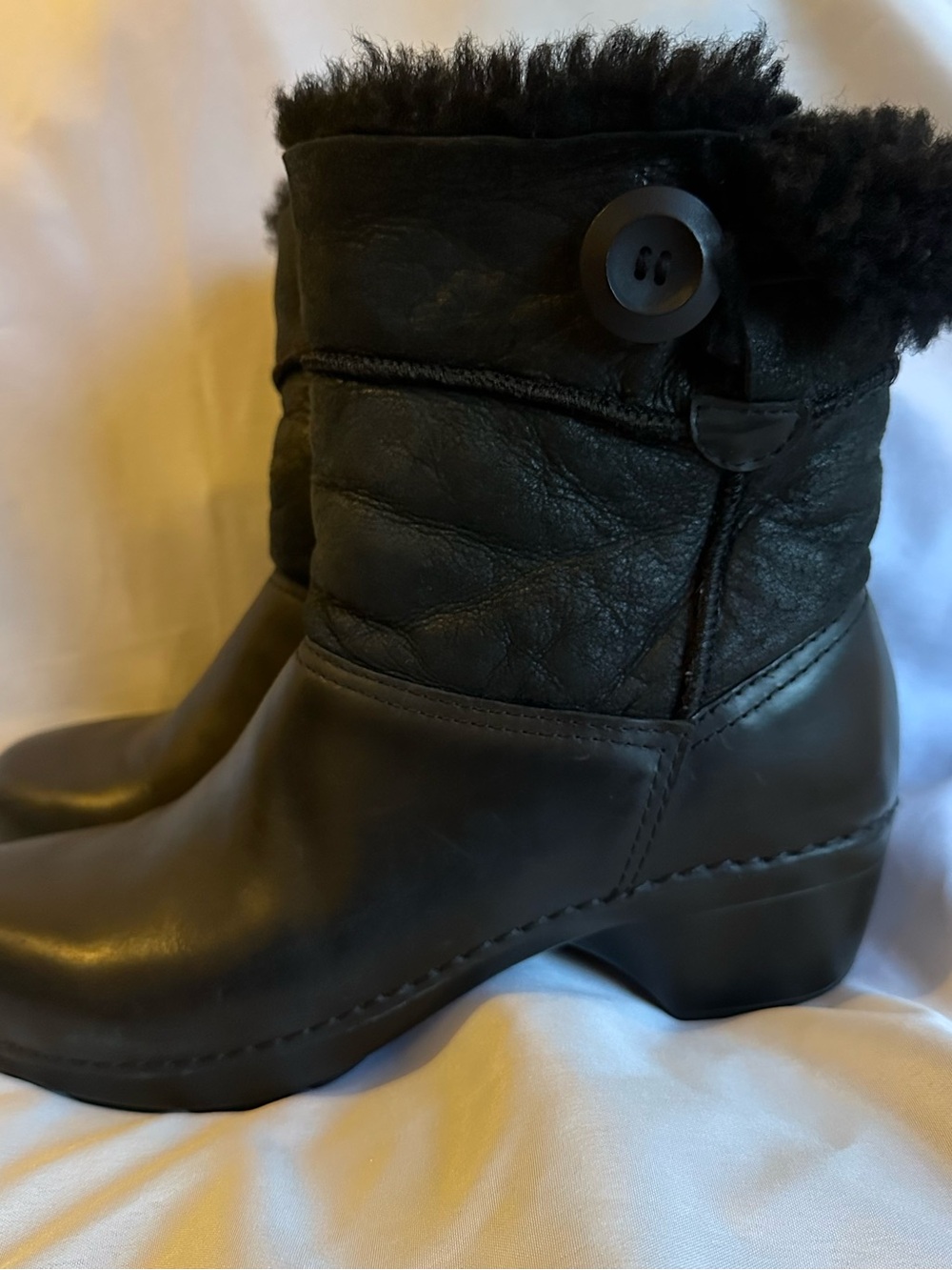 Dansko Stormy Black Leather, Suede, Fur Lined Boots Size EU 39, US 8.5